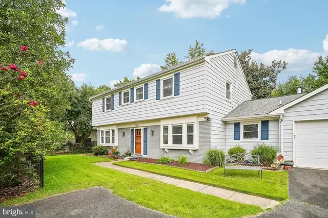 7243 Wickford Dr, Alexandria