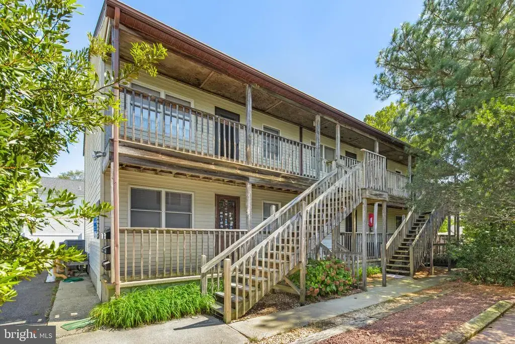 207 144th St #102, OCEAN CITY