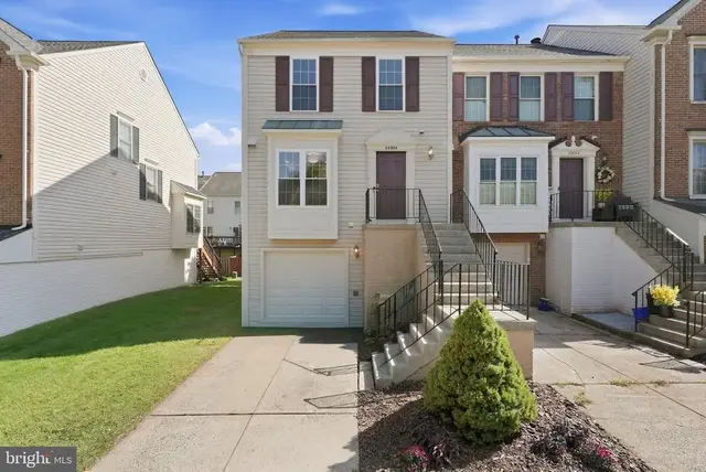 22055 Manning Sq, Sterling