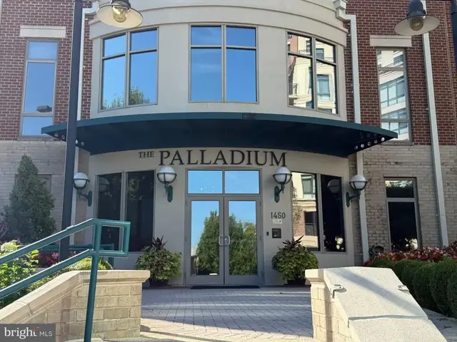 1450 Emerson Ave #203, Mclean