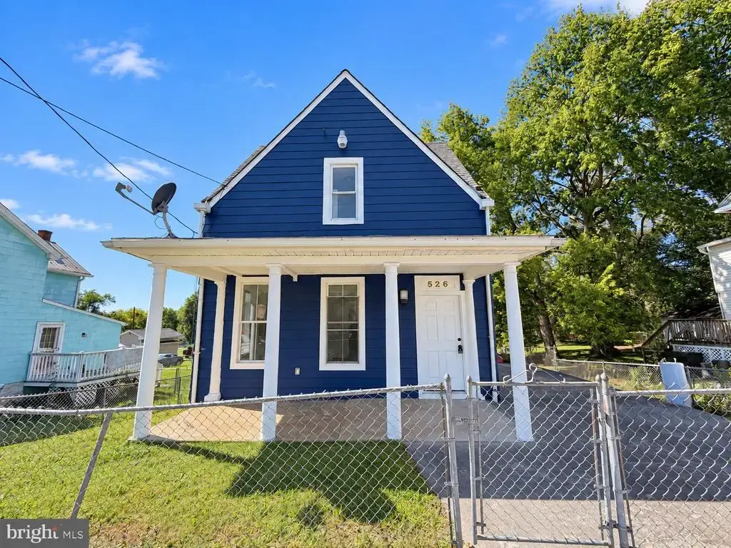 526 N High St, MARTINSBURG