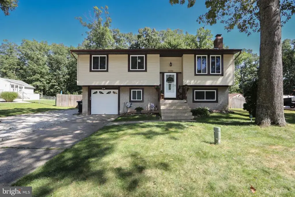 1205 Iris Ave, WILLIAMSTOWN