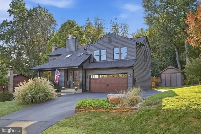 6938 Fox Chase Rd, New Market