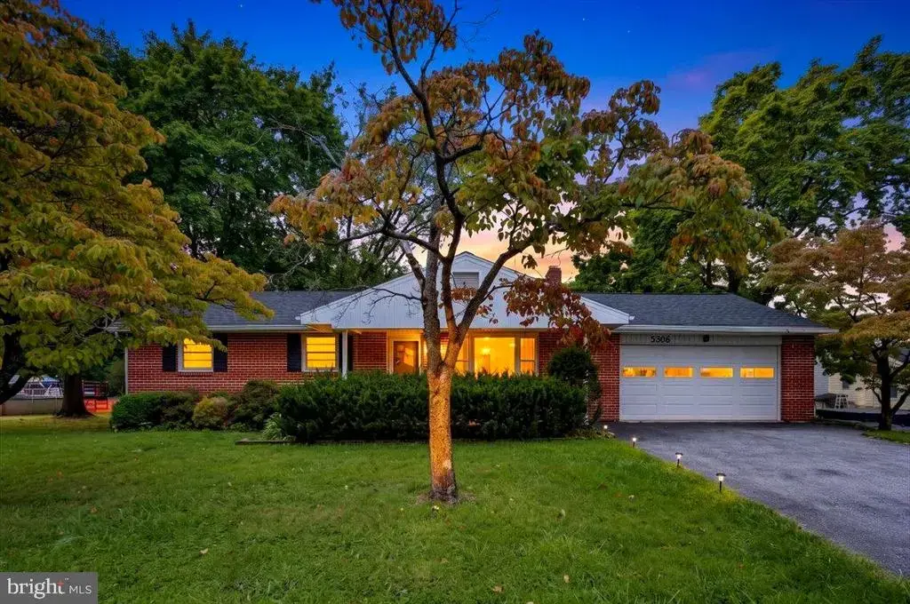 5306 E Lorane Rd, READING