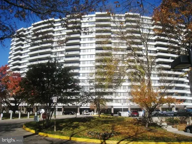 6301 Stevenson Ave #516, Alexandria