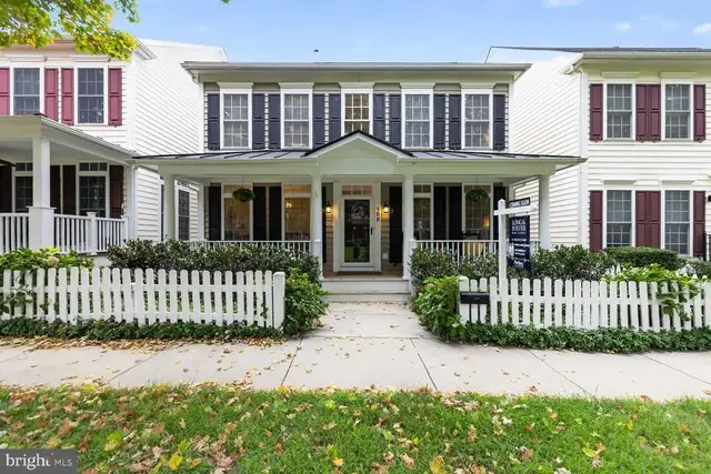508 Market St E, Gaithersburg