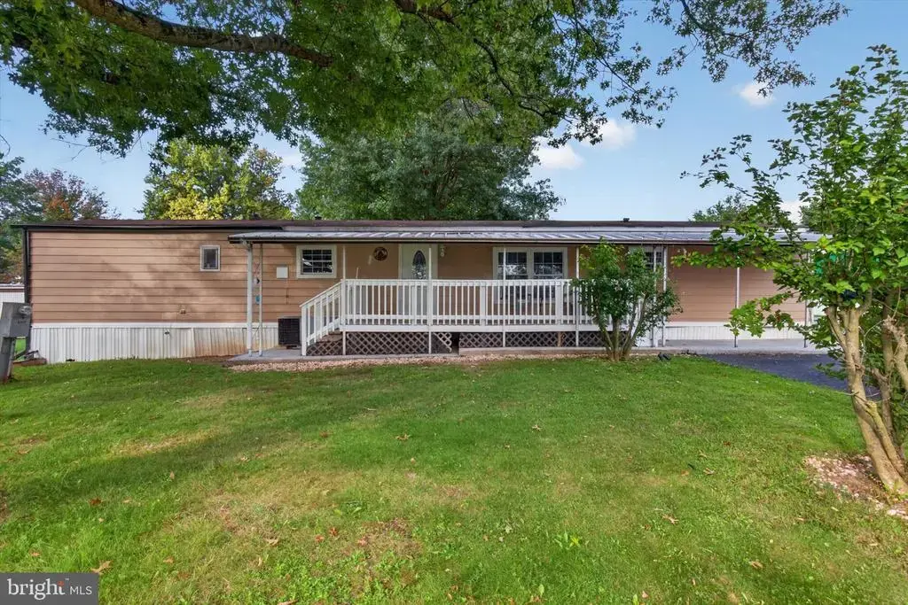 109 Nancy Blvd, MIDDLETOWN