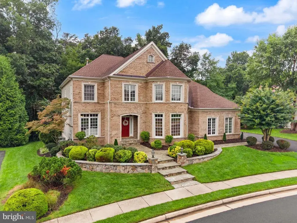 13770 Henry Pond, CHANTILLY