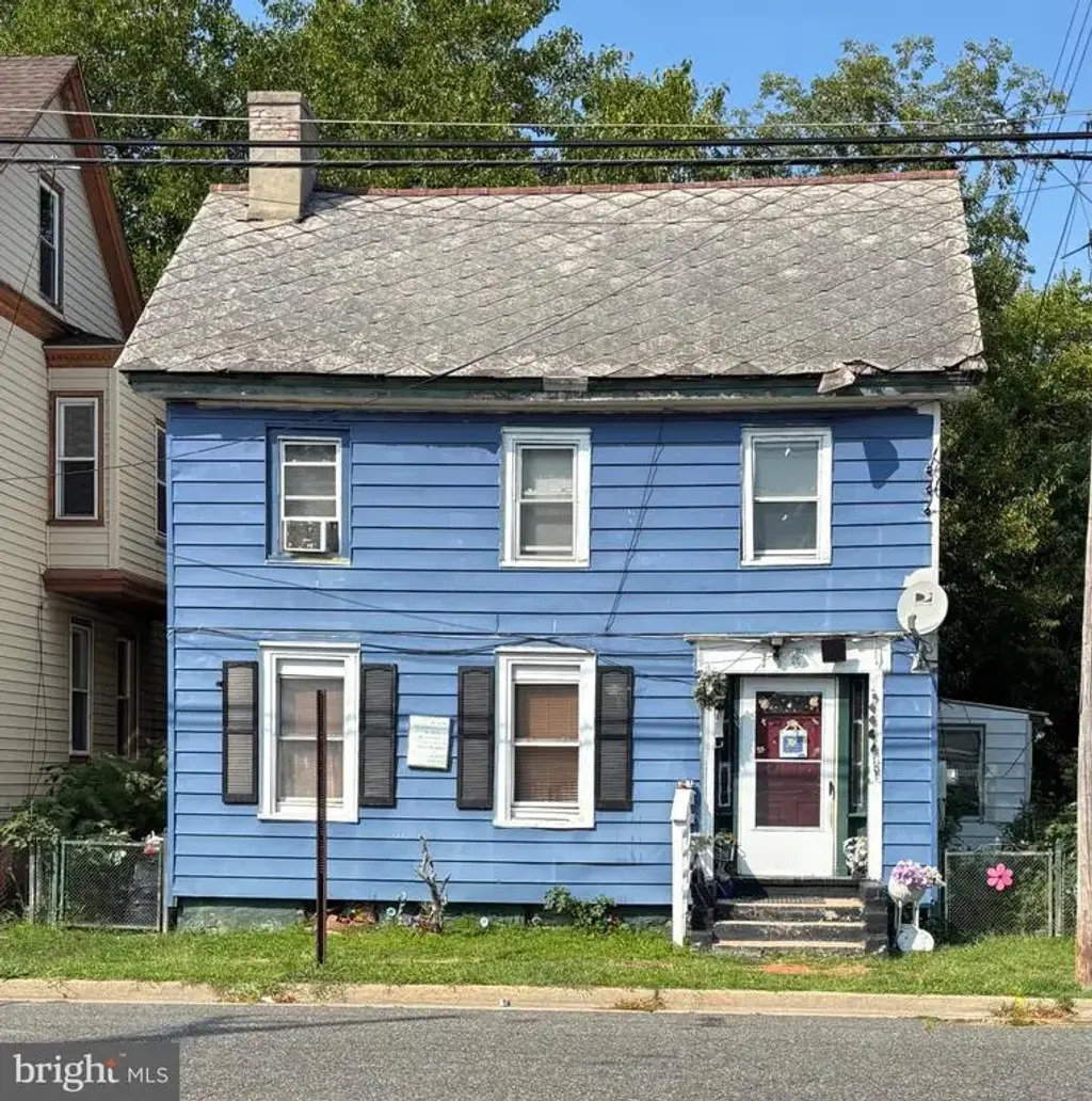 178 Griffith, SALEM
