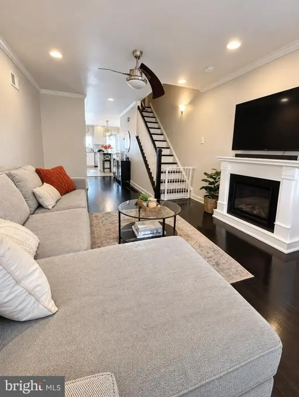 226 Mcclellan St, PHILADELPHIA