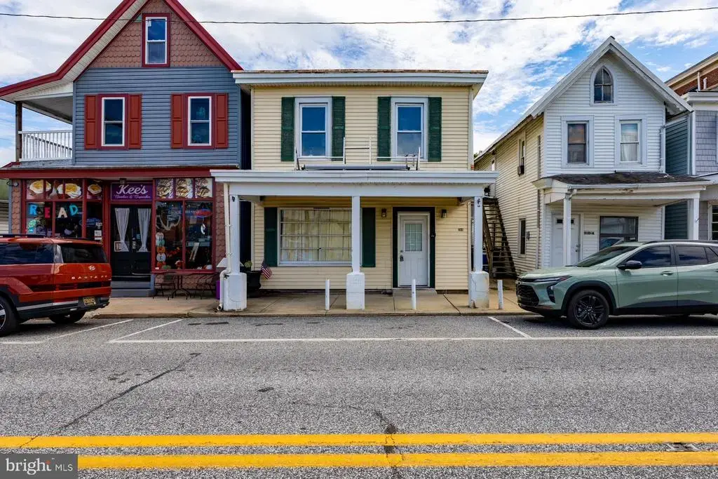 308 Main St, CLAYTON