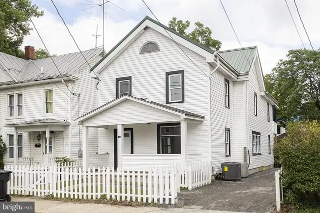 355 National Ave, Winchester