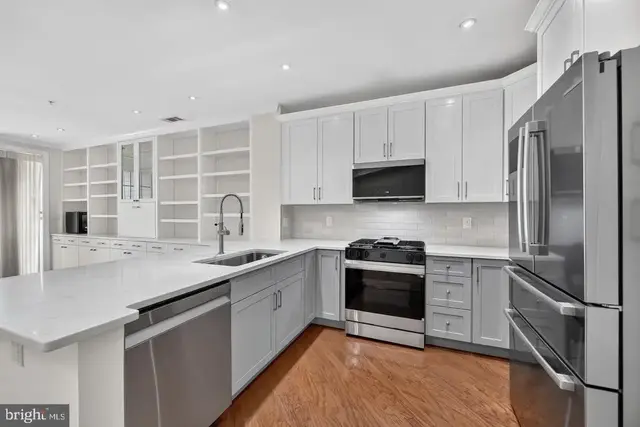 400 Cameron Station Blvd #421, Alexandria