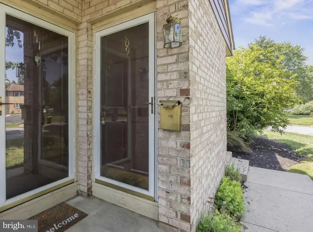 109 Eaves Mill Rd #27-109, MEDFORD