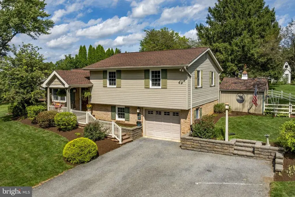 136 Carol Dr, WASHINGTON BORO
