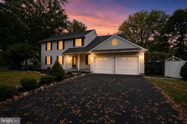 1535 Willow Pond Dr, Yardley