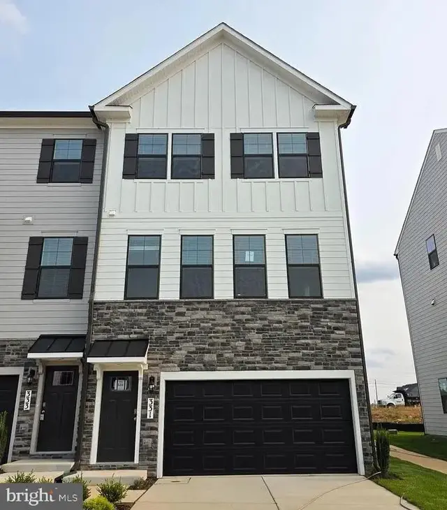331 Ensemble Way, Frederick