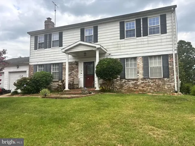 9102 Loughran Rd, Fort Washington