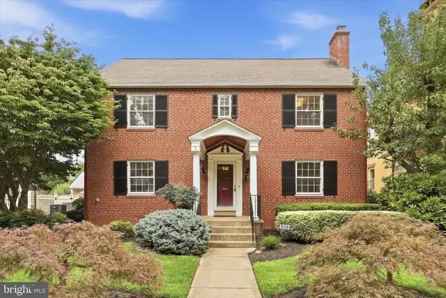 209 Rockwell Ter, Frederick