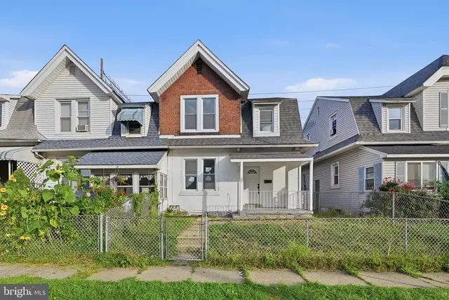29 Chestnut St, Marcus Hook