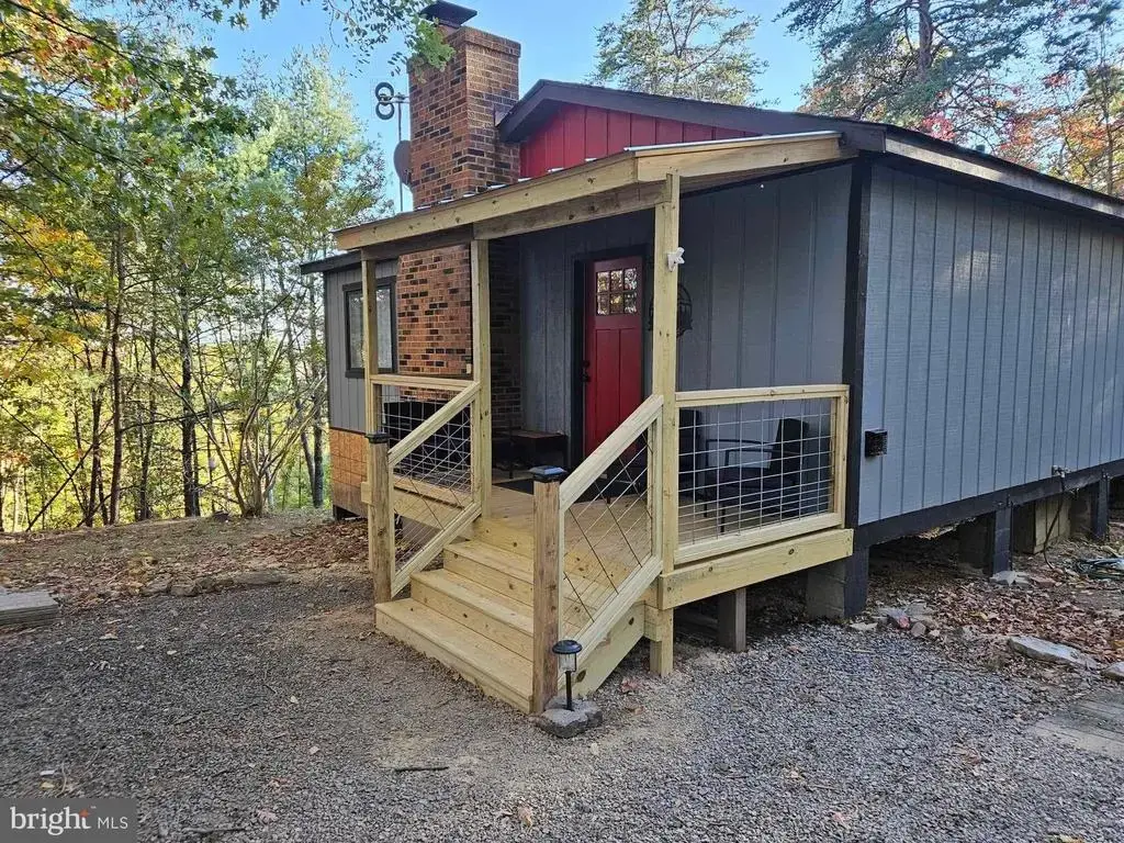 807 N. Maple, MOUNT JACKSON
