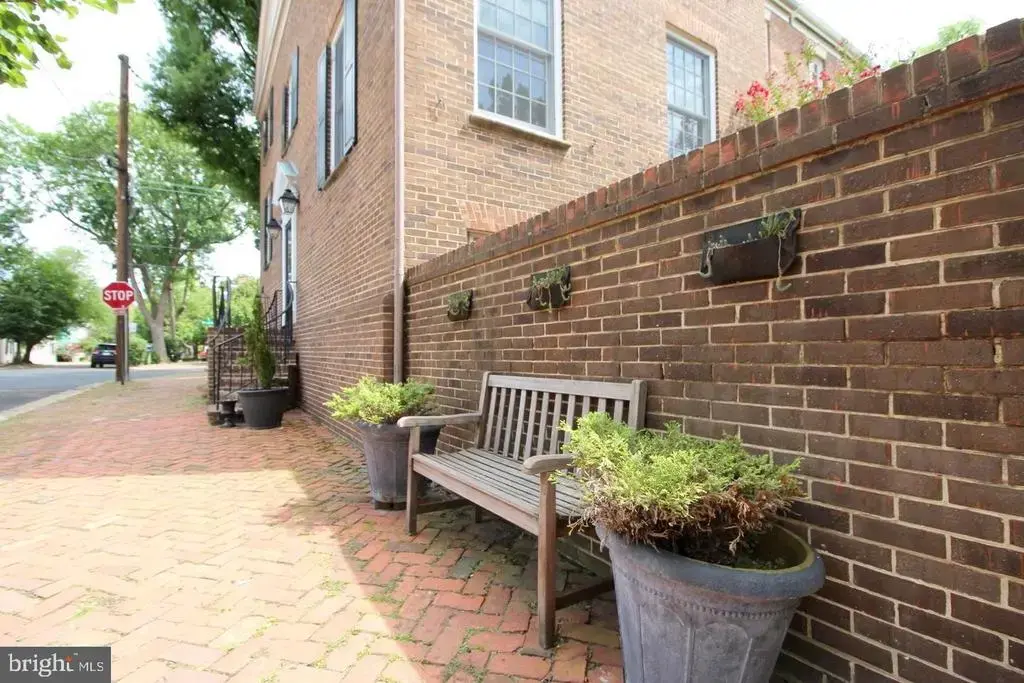 500 S Fairfax St, ALEXANDRIA