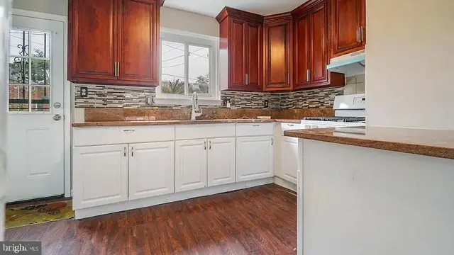 7928 Riggs Rd, Hyattsville