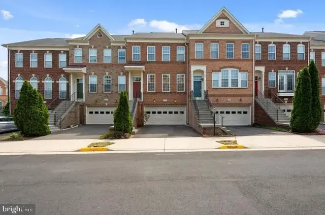 22052 Dilworth Sq, Broadlands