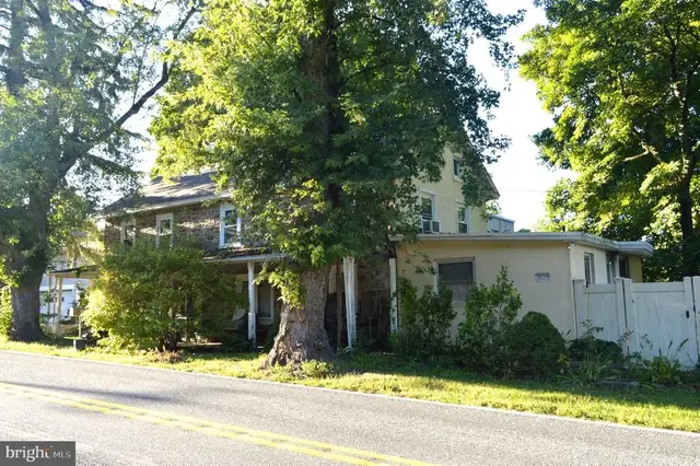 999 Huffs Church Rd, Alburtis