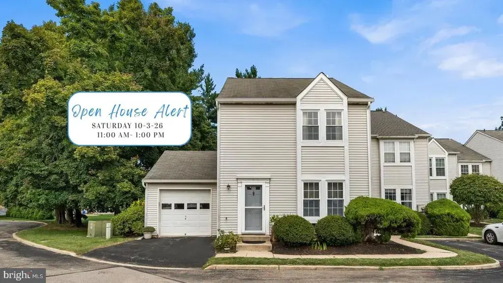 1 Maple Dr, CONSHOHOCKEN
