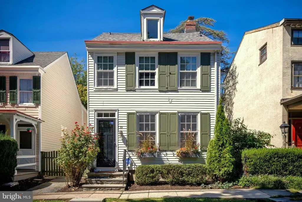 39 W Gravers Ln, PHILADELPHIA