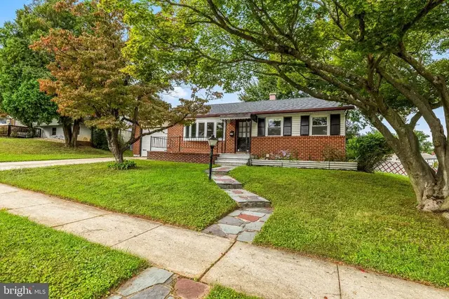 323 Stonecastle Ave, Reisterstown