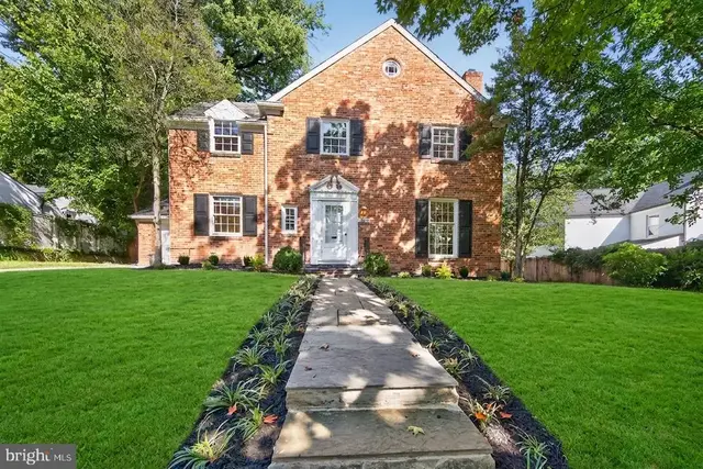 3803 Leland St, Chevy Chase