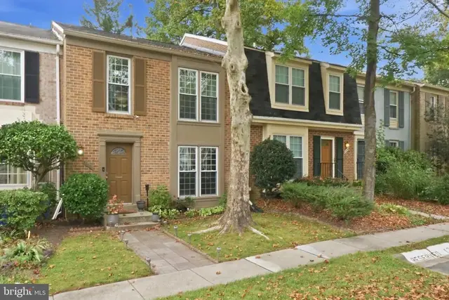 20107 Torrey Pond Pl, Gaithersburg