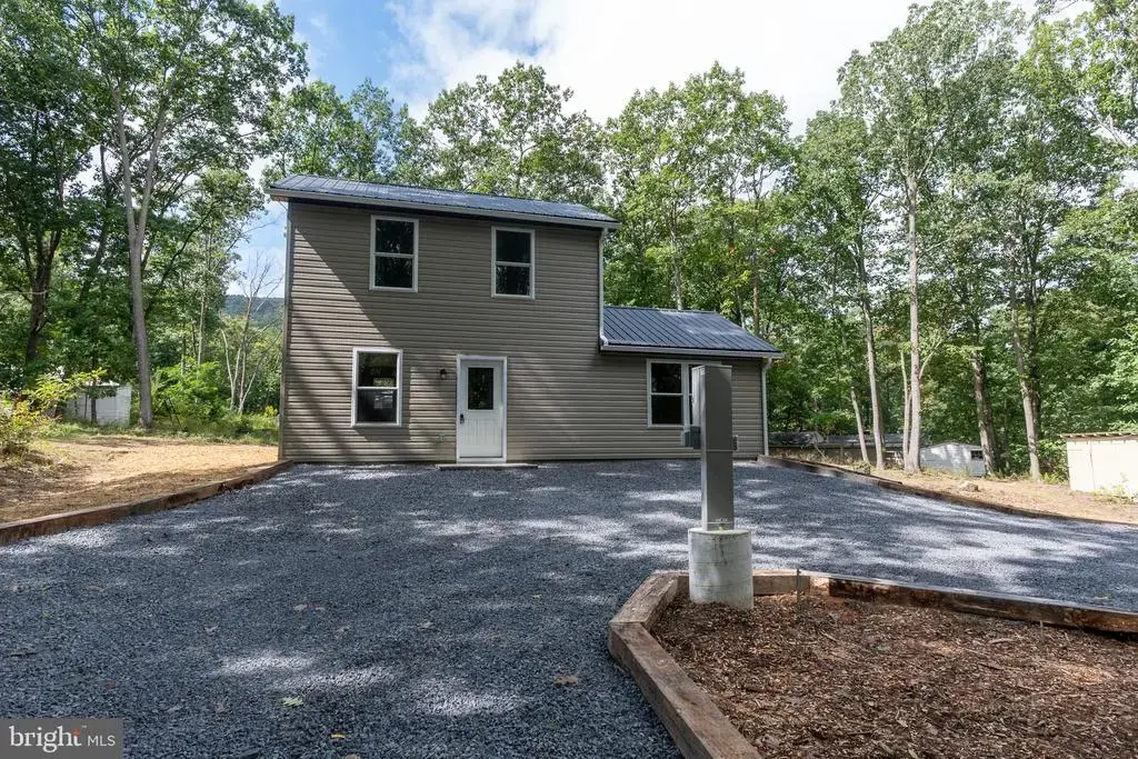 15681 Mountain Rd, FORT LOUDON