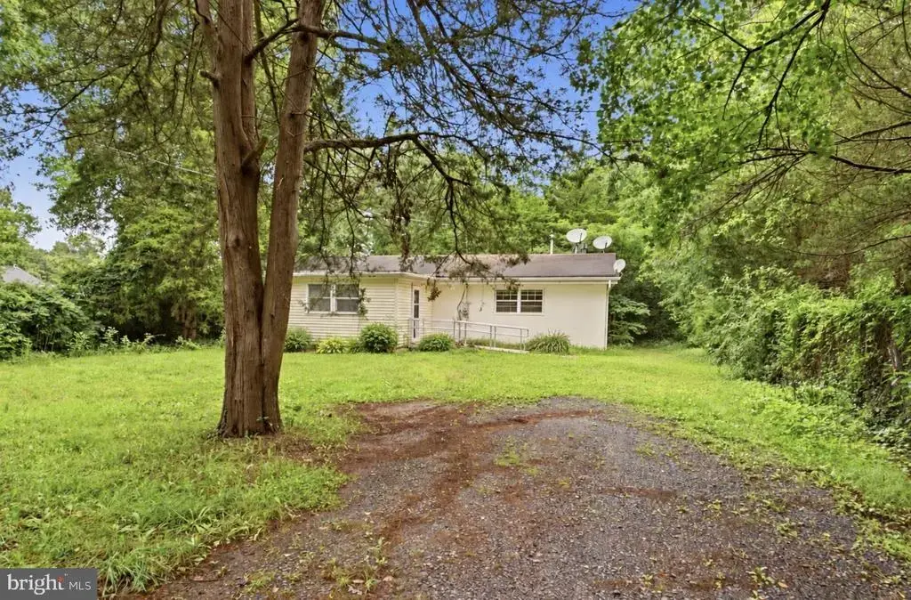 729 6th Rd, NEWTONVILLE