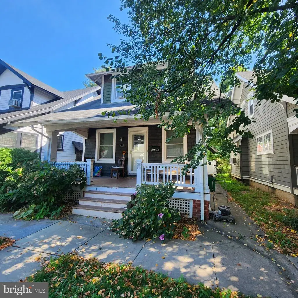 932 Wayne Ave, YORK
