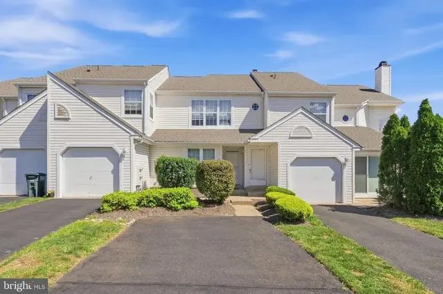 36 Banbury Ct, Southampton