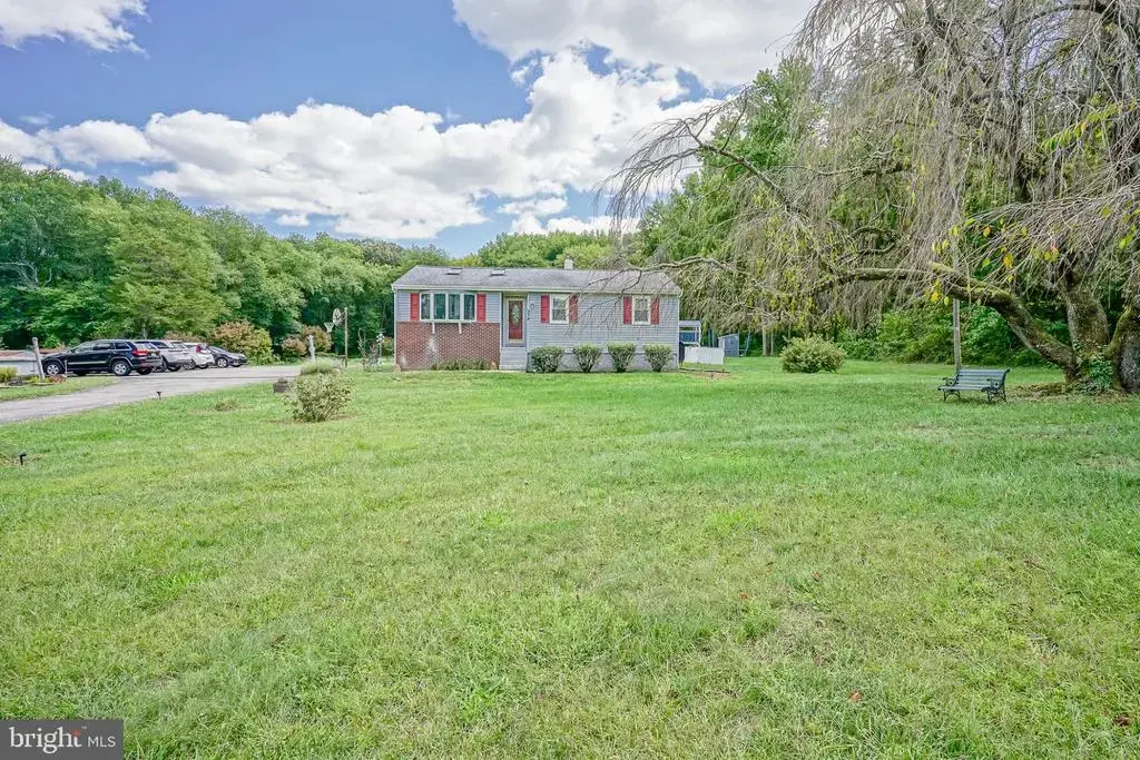 278 Fenwick Rd, PILESGROVE