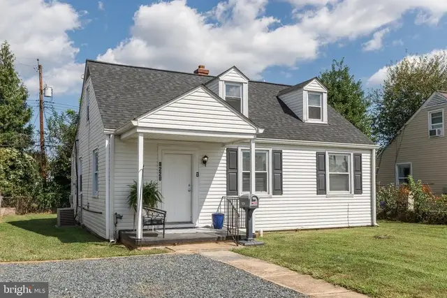 8220 Cornwall Rd, Baltimore