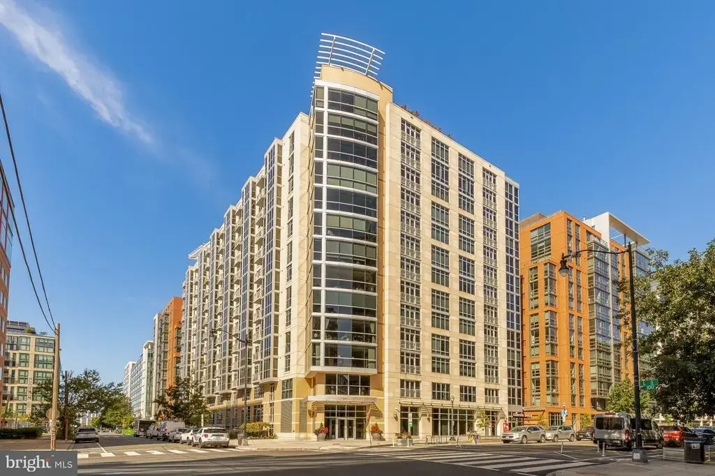 1025 1st St Se #1113, WASHINGTON