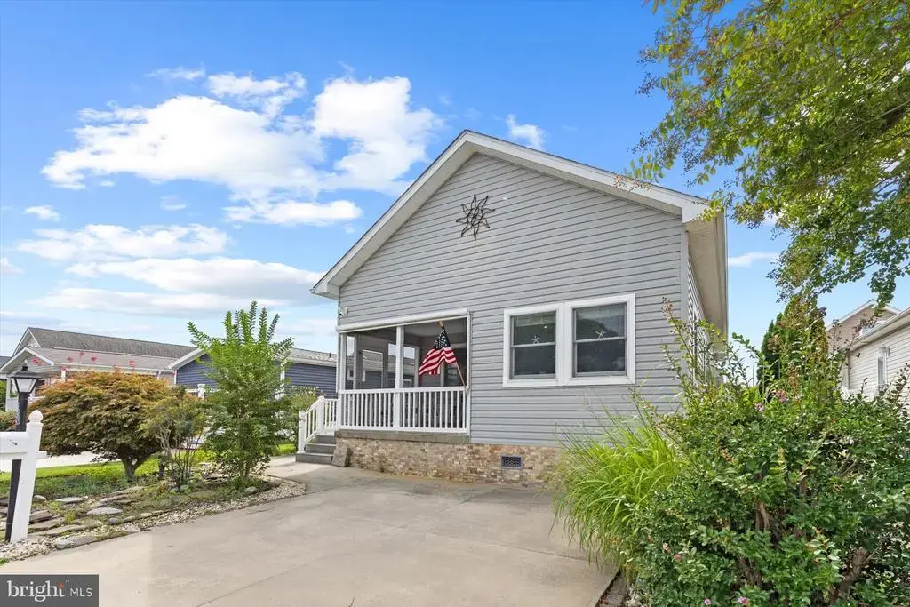125 Sandyhill Dr, OCEAN CITY