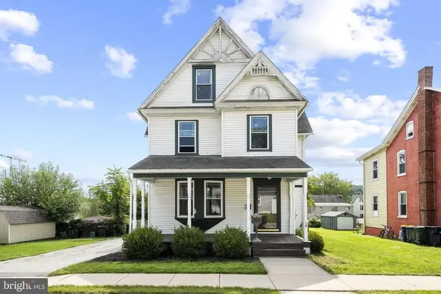 10 Broad St, Christiana