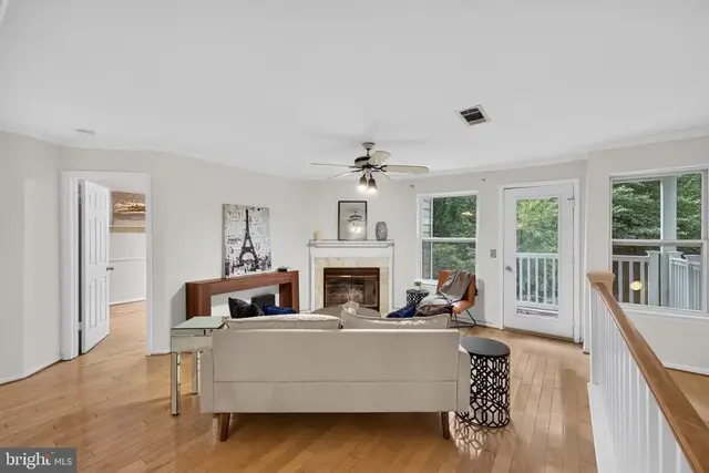 5822 Inman Park Cir #709, Rockville
