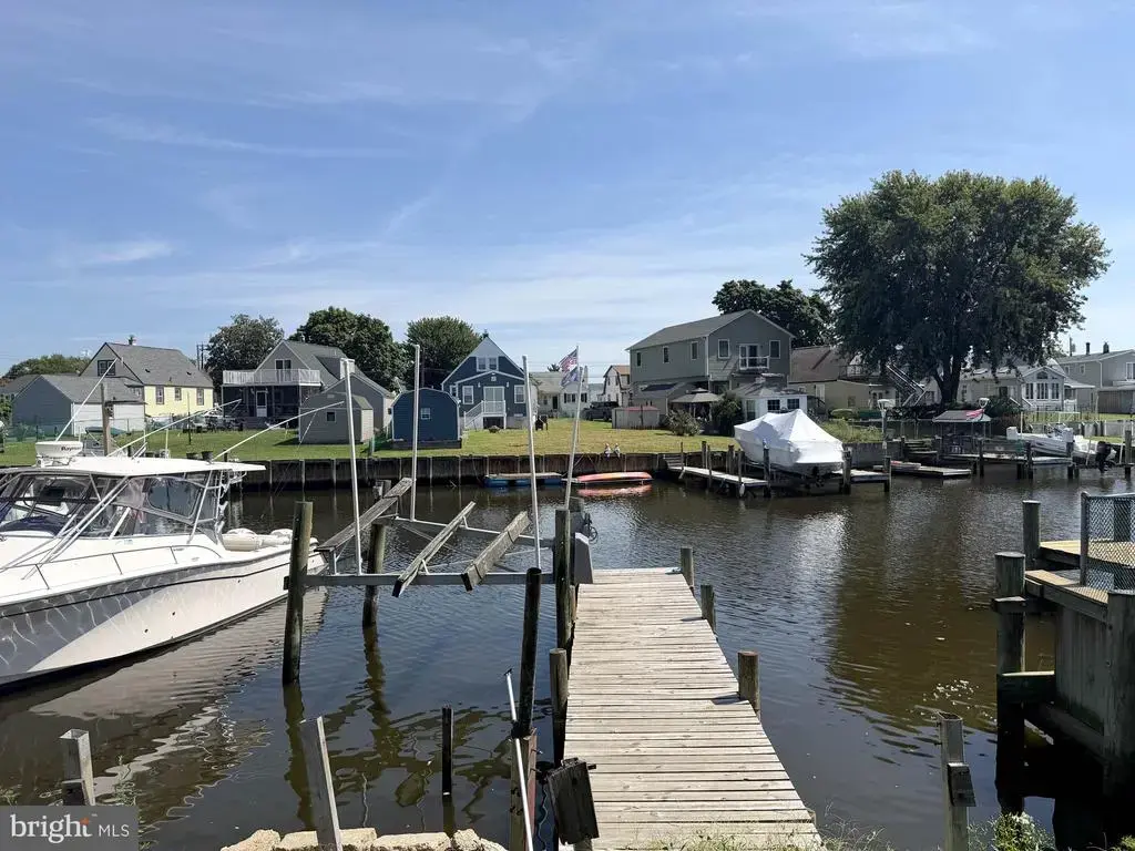 101 Delmar Ave, DUNDALK