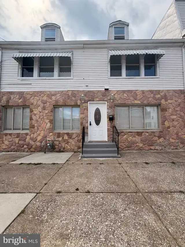 1716 N 6th St, Harrisburg