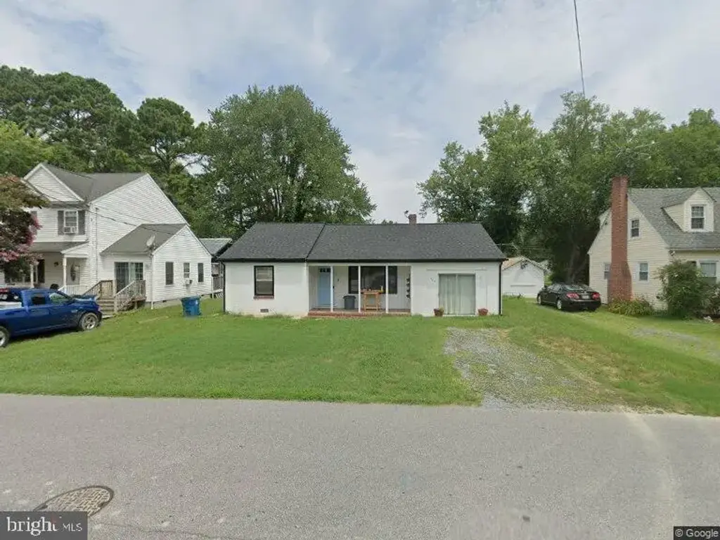 409 Railroad Ave, ST MICHAELS
