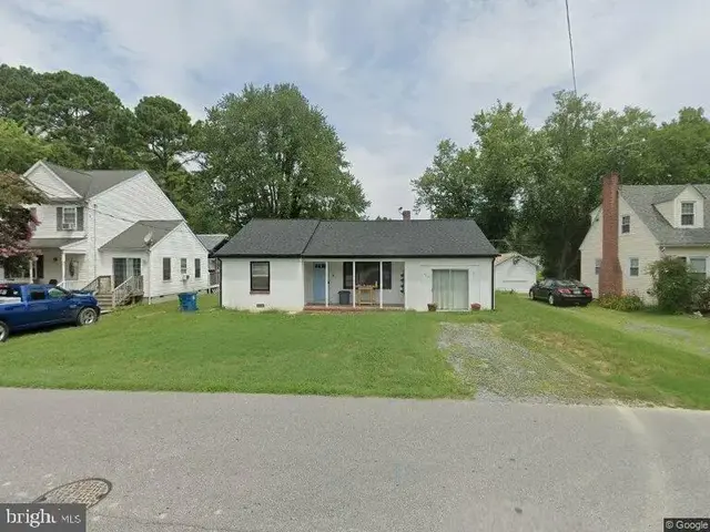 409 Railroad Ave, St Michaels