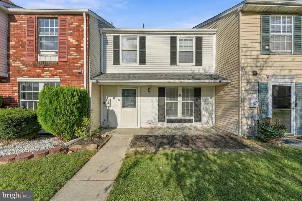 8 Victoria Manor Ct, SICKLERVILLE