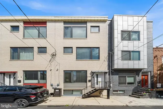 2107 E Arizona St, Philadelphia
